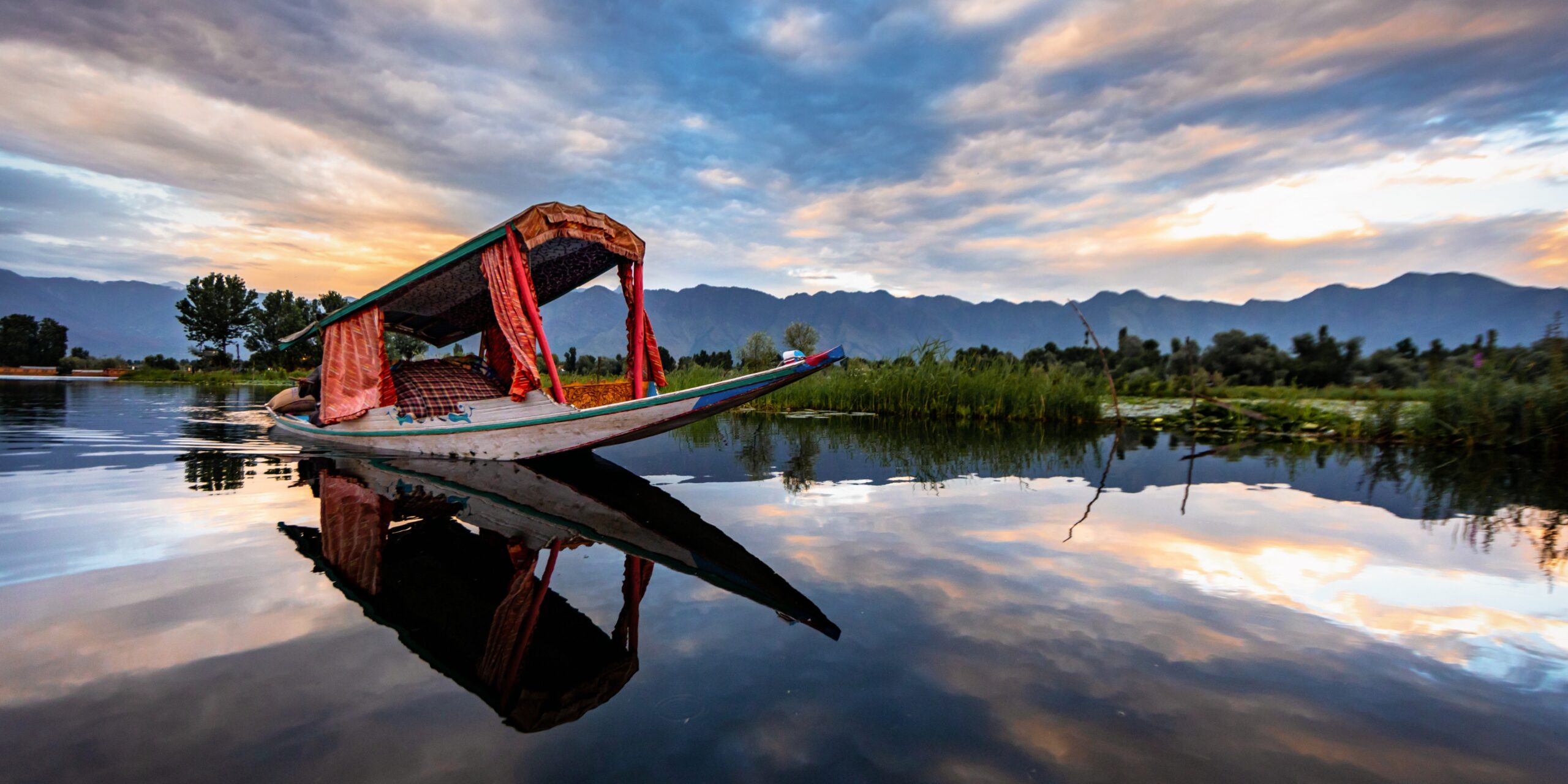 4N Srinagar & 1N Pahalgam