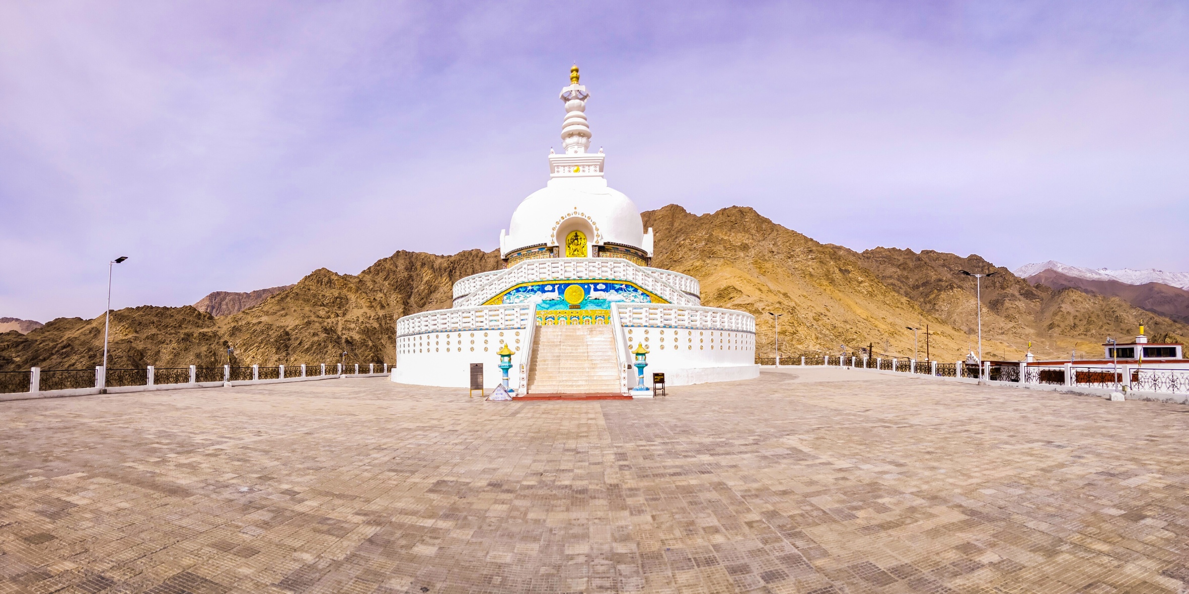 3N Leh, 2N Nubra & 1N Pangong
