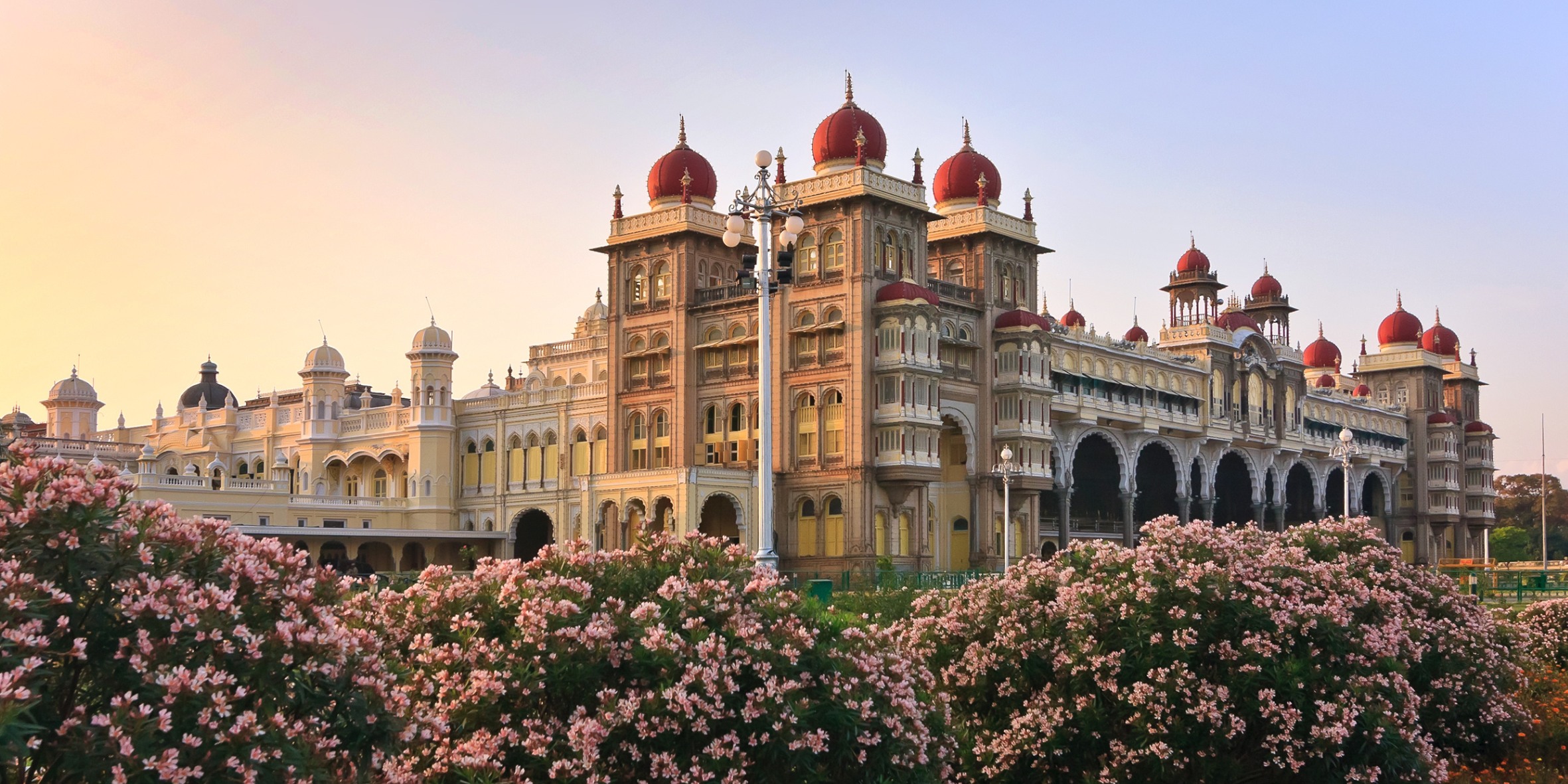 1N Mysore, 3N Ooty & 2N Kodaikanal